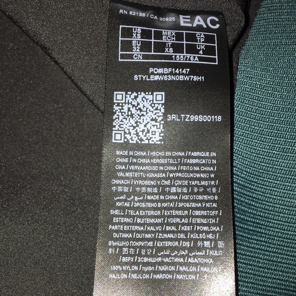 Guess, green, bomber jacket with snaps, Si… - Picture 9 of 9